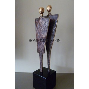 Nouvellement arrivée en aluminium coulé Figure humaine concepteur accrocheur Look attrayant Table pièce maîtresse et décoration Sculpture approvisionnement - Product Image 6