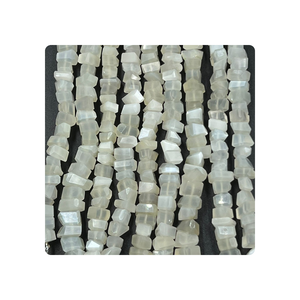 Fourniture en vrac de pépites à facettes en pierre de lune de taille de brin de 8 pouces blanc naturel de qualité supérieure pour la fabrication de bijoux perles de pierre - Product Image 6