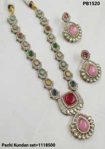 Conjunto de collar largo Kundan y tradicional con estilo colgante de lujo indio, collar largo de perlas Kundan en tono dorado con juego de pendientes a juego - Product Image 2