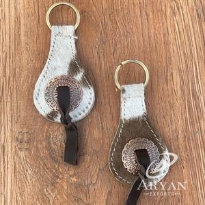 ใหม่สไตล์ตะวันตกร้อนขายผม Cowhide พวงกุญแจหนังหนังแท้พวงกุญแจรูปทรงที่ไม่ซ้ํากันหนังพวงกุญแจหรูหรา - Product Image 1