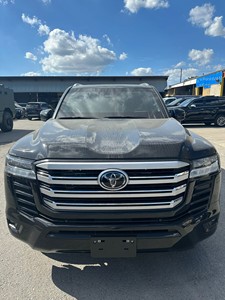 Toyota Land Cruiser 300 VXR 3.5P 2024 - Product Image 1