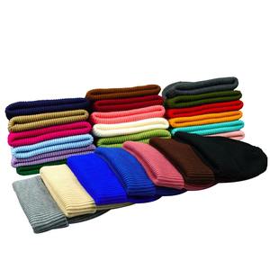 Personnalisation gratuite en gros bonnets en tricot chapeaux d'hiver doux chaud à revers brodé Logo hommes femmes mode porter commun 100% - Product Image 2