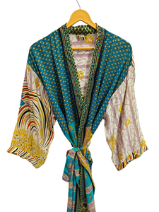 Peignoir d'été en soie Sari Kimono Vintage Sari Robe Soft Beach Party Gown Indian Handmade Silk Kimono - Product Image 5