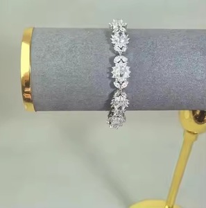 Ellie Design Bracelet 3A Cubic Zirconia's Simulated Diamants Rhinestones Beautiful Rose Gold Finish Party Gifts - Product Image 1