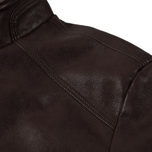 Chaqueta reflectante de lona y cuero para hombre con material reflectante, estilo moda masculina. - Product Image 3