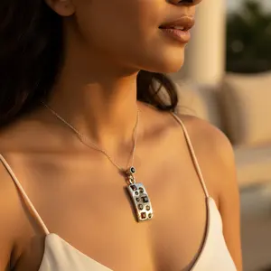 Moderno Colgante de Plata 925 con Piedras Preciosas para Mujer, Chapado en Rodio con Rubí, Piedra Principal de Platino, Detalles en Oro Rosa, Joyería, Regalo - Product Image 2