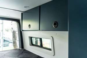 Camping-car de luxe en acier 2025 pour les vacances, le camping et la vie en appartement – Votre maison sur roues pour les aventures en avion - Product Image 5