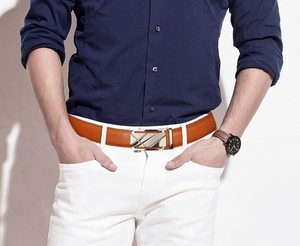 เข็มขัดหนังแท้สำหรับผู้ชายปรับแต่งได้พร้อมระบบอัตโนมัติสำหรับหัวเข็มขัดดีไซน์เนอร์แฟชั่นแบบเรียบง่าย - Product Image 1