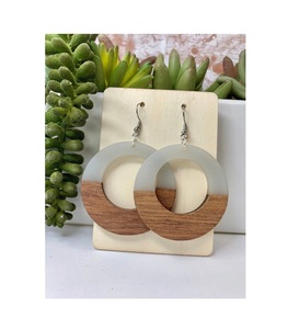 Boucles d'oreilles tendance de haute qualité, forme ronde, bois et résine époxy, best-seller, qualité standard, bijoux à vendre - Product Image 1
