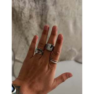 Navajo-<b>Crafted</b> Cultural Collectible White Buffalo & Sterling Silver Cast Ring Size 8.75 - Product Image 2