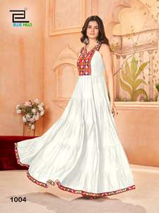 Hermoso Navratri Wear Rayon con Gamthi Work y Lace Border Bata Fabricante y proveedor de Surat a precio mayorista - Product Image 6