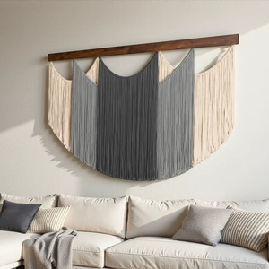 Decoración de Macramé Azul y Blanco Elegante para el Hogar Moderno, Exhibición de Pared Elegante y Decoración Interior Contemporánea - Product Image 1