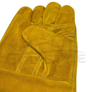 Vente en gros Gants de soudage personnalisés résistants à la chaleur Gants de sécurité fabriqués au Pakistan avec logo personnalisé pour les applications dures - Product Image 5