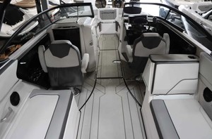 Venta de Embarcaciones 252XE 2025 Originales, Disponibles para la Venta y Listas para Usar - Product Image 2