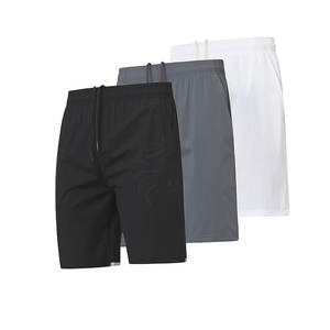 กางเกงขาสั้นสำหรับวิ่งของผู้ชายกางเกงขาสั้นผ้ายืดสุดๆ3แพ็คสำหรับเล่นยิมฟิตเนสสีพื้นย้อมสีไม่ยับ - Product Image 1