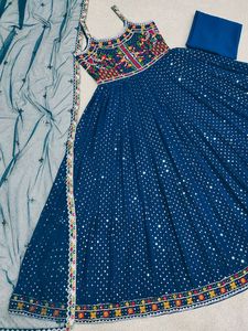 ชุดยูนิฟอร์มผ้าโปร่งปักลายลูกไม้สี่ด้าน,ชุดแฟนซีชุด Anarkali งานตามสั่งชุด Dupatta จากผู้ผลิตสุราษฎร์ - Product Image 6