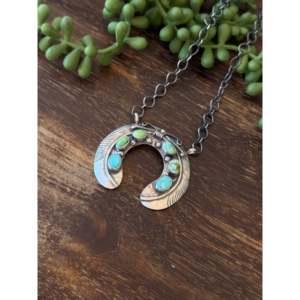 Collier perlé en turquoise de la montagne Sonoran et argent sterling de Kobe Martinez, bijoux fins - Product Image 3
