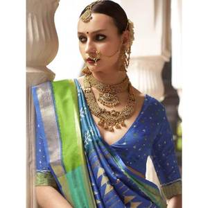 Magnifique sari en soie Patola bleu, imprimé numériquement, pour les occasions spéciales, pour les mariages - Product Image 5
