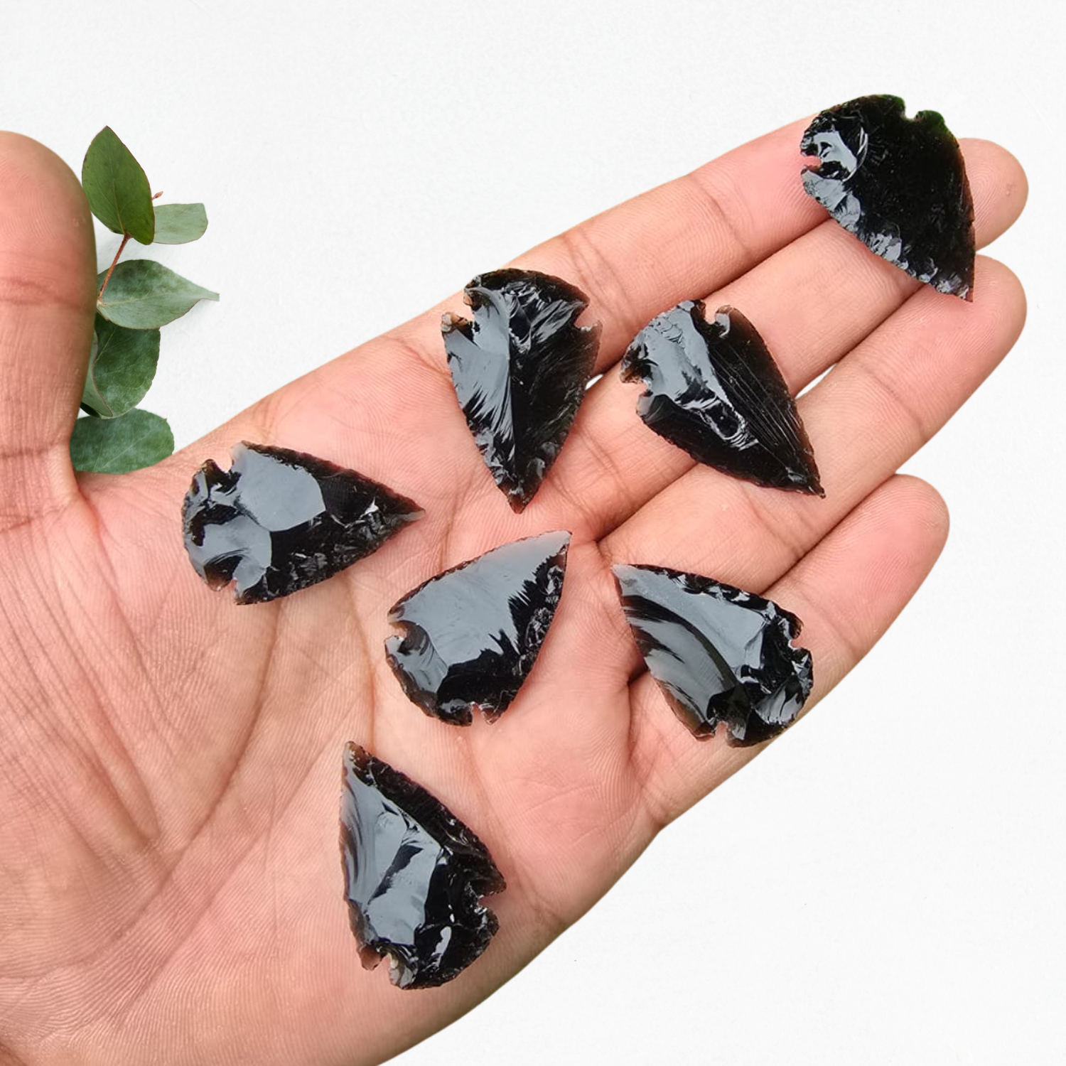 หินออบซิเดียนสีดำ