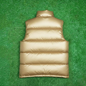 Hot Sale Outdoor Men Sleeveless Puffer Vest With Rubber Logo Best Quality Men's Puffer jacket Without Sleeves Men Puffer <b>Coat</b> - Product Image 2