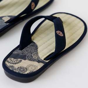 Sandales traditionnelles japonaises Tatami Setta Zori en coton et en jonc de mer 27,5 cm - Bleu - Product Image 6
