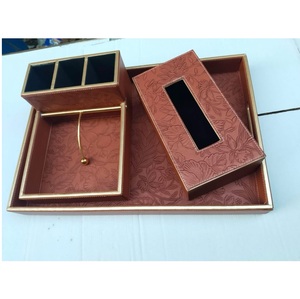 Proveedor indio Caja de almacenamiento de servilletas de madera Organizador duradero y encantador para servilletas o pañuelos disponibles a granel - Product Image 1