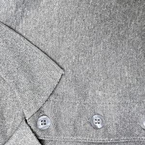 Vêtements pour hommes Chemise unie respirante de coupe régulière, vêtements pour hommes T-shirt décontracté à col en V et manches courtes pour l'été - Product Image 4