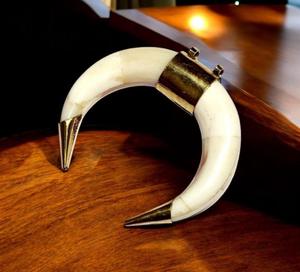 Collier avec pendentif en os de buffle, bijoux tribaux naturels et durables pour femmes, haute qualité - Product Image 4