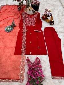 Trajes elegantes de algodón Readymade Salwar en colores vibrantes Trending New Salwar suit designs Photo 2024 Collection - Product Image 2