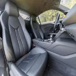 รถ R8 V10 คูเป้ ปี 2023 สภาพสะอาดมาก ขับเคลื่อนล้อหลัง พวงมาลัยซ้าย วิ่งเพียง 1-25000 ไมล์ พร้อมจัดส่ง - Product Image 3