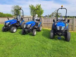 เครื่องตัดหญ้าไฟฟ้า Iseki SXG 326 พร้อมถังเก็บหญ้าขนาด 150 ลิตร และระบบปล่อยหญ้าด้านหลัง - Product Image 4