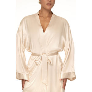 Peignoir d'Hôtel Premium Couleur Unie Nuisette Kimono Sexy en Soie Satinée pour Femme de Haute Qualité - Product Image 4