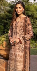 Meilleures ventes : Ensemble Salwar Kameez indien pakistanais de QJ Impex avec chemise à manches longues et col brodé - Product Image 5