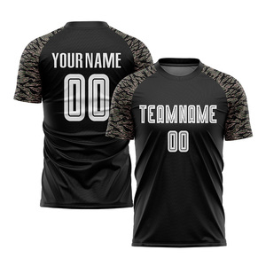 Uniforme de equipo duradero de camiseta de fútbol personalizado de alta calidad en material Premium para jugadores de fútbol - Product Image 3