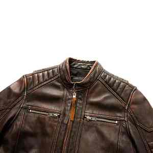 Chaqueta de hombre personalizada de piel sintética duradera con construcción de alta calidad, silueta elegante e interior suave y cómodo. - Product Image 5