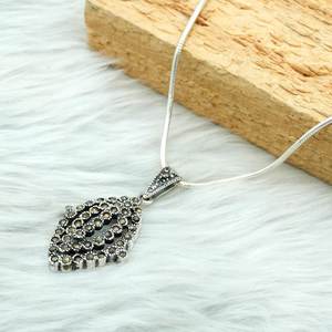 Colgante de Plata de Ley 925 con piedras preciosas de circón chapadas en rodio, joyería clásica de boda, regalo para ella - Product Image 1