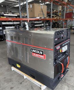 Compresseur de soudage diesel Lincoln Air Vantage 500 sans gaz, chauffage électrique portable en cuivre 6,7 kVA, unité de chauffage industrielle - Product Image 1