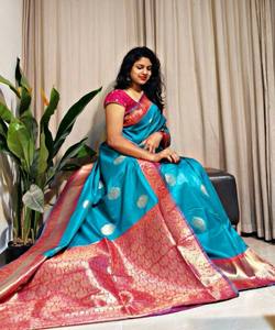 TENDANCE SOIE DOUCE ZARI TISSANT TRAVAIL SAREE AVEC BLOUSE NON COUCHÉE VÊTEMENT DE FÊTE PRIX DE GROS VÊTEMENT ETHNIQUE SAREES SOIE INDIENNE - Product Image 1