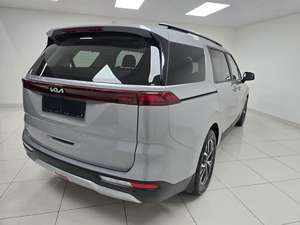 Kia Carnival 2.2 CRDi EX+ Automatique 8 places Conduite à droite 2024 - Product Image 4