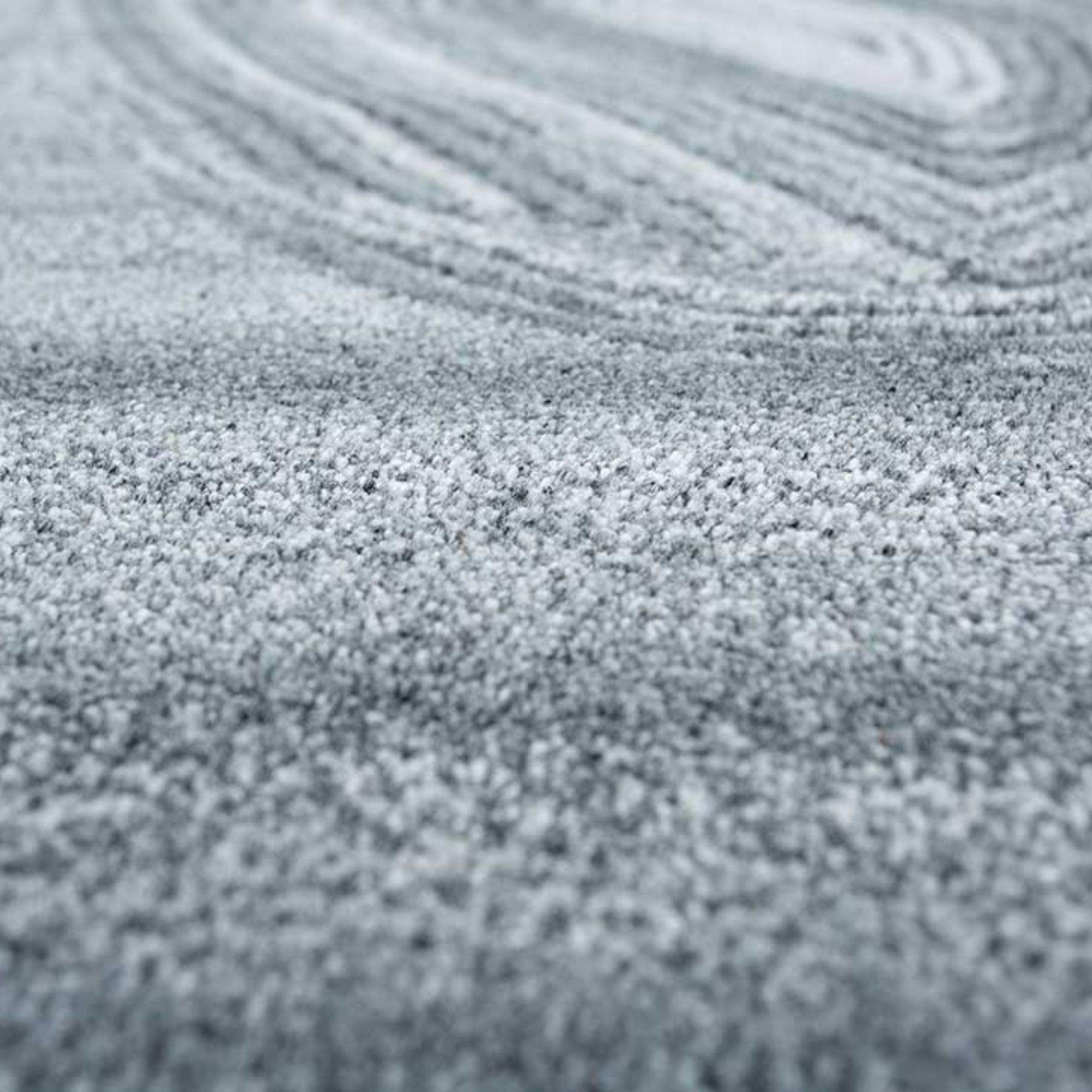 สีเทาอ่อน