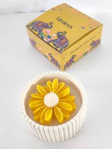 Bougie en cire de soja parfumée dans un pot en céramique côtelé, boîte personnalisée, bougie dans un pot en béton, aromathérapie pour Pâques, vente en gros, Inde - Product Image 6