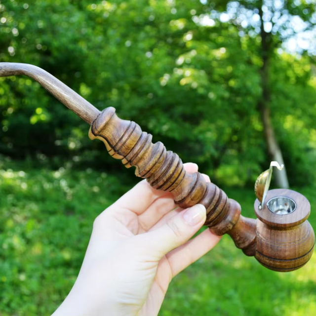 Premium Handmade Solid Wood Tobacco Pipe Stylish Exotic Portable Smoking Accessories Durable Lacquer Finish Available Wholesale