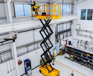 NUEVA LLEGADA PARA JCB S2646E. TIJERAS ELÉCTRICAS MÁQUINA DE ELEVADORES PARA INTERIOR Y EXTERIOR AHORA EN STOCK - Product Image 2