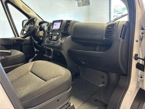 Fourgon utilitaire de livraison de marchandises à toit haut et à empattement long 2024, 3 places, transport commercial, véhicule utilitaire, sans accident - Product Image 5