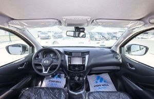 Nuovissima Nissan Navara 2025 190CV 4x4 4 Cilindri 4WD Motore a Benzina Guida a Sinistra Trasmissione Automatica - Product Image 2