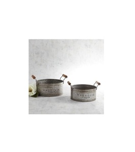 ชามอะลูมิเนียมชุบสังกะสีสไตล์เรียบง่ายสำหรับตกแต่งเคาน์เตอร์ครัวสไตล์ฟาร์มเฮาส์  งานแกะสลักดีไซน์สำหรับงานปาร์ตี้  ผลิตด้วยมือ  โครงสร้างโลหะแข็งแรง - Product Image 1