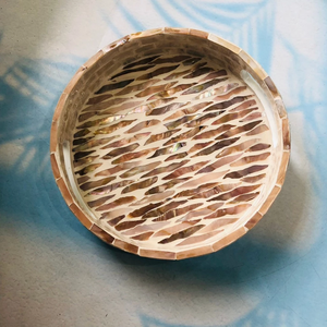 ถาดเปลือกหอยมุกหลากสีขัดเงาทำมือระดับพรีเมียม เป็นมิตรกับสิ่งแวดล้อม ปลอดภัยสำหรับเครื่องล้างจาน เหมาะสำหรับการรับประทานอาหารสุดหรู ของขวัญ และโรงแรม - Product Image 4