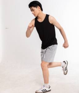 เสื้อยืดออกกำลังกายผ้าโพลีเอสเตอร์แบบสั่งทำ - Product Image 5