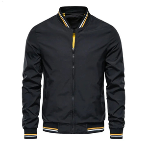 Chaquetas para Hombre de Diseño Duradero, Chaquetas de Hombre de Moda con Logotipo Bordado, Material 100% Poliéster, Chaqueta Ligera para Hombre - Product Image 3