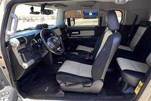 Toyota FJ Cruiser Trail Teams Édition Spéciale 2010 d'occasion (conduite à gauche/droite) - Product Image 2